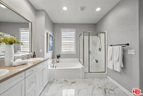 $749,000 | 22157 Barrington Way, Saugus, CA 91350
