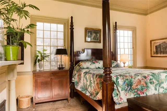 $3,200 | 1111 Bourbon Street, Unit REAR, New Orleans, LA 70116