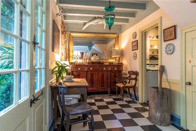 $3,200 | 1111 Bourbon Street, Unit REAR, New Orleans, LA 70116