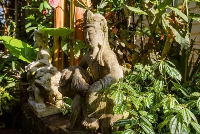 $3,200 | 1111 Bourbon Street, Unit REAR, New Orleans, LA 70116