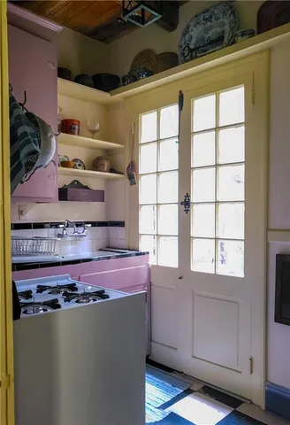 $3,200 | 1111 Bourbon Street, Unit REAR, New Orleans, LA 70116