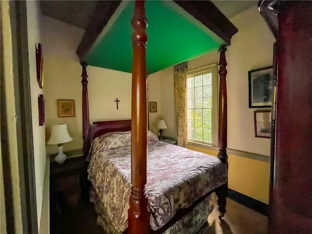 $3,200 | 1111 Bourbon Street, Unit REAR, New Orleans, LA 70116