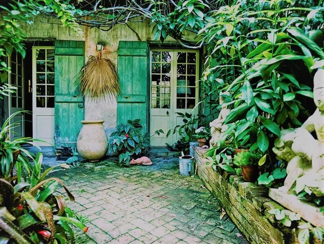 $3,200 | 1111 Bourbon Street, Unit REAR, New Orleans, LA 70116