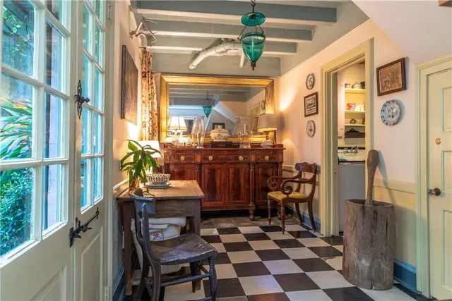 $3,200 | 1111 Bourbon Street, Unit REAR, New Orleans, LA 70116