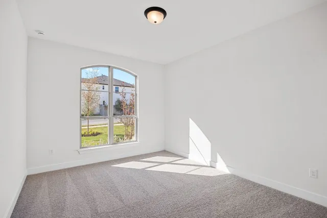 $679,200 | 817 Rock Daisy Trail, Hutto, TX 78634