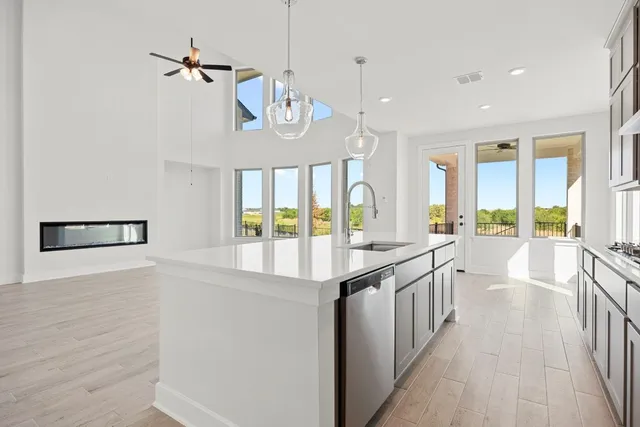 $679,200 | 817 Rock Daisy Trail, Hutto, TX 78634