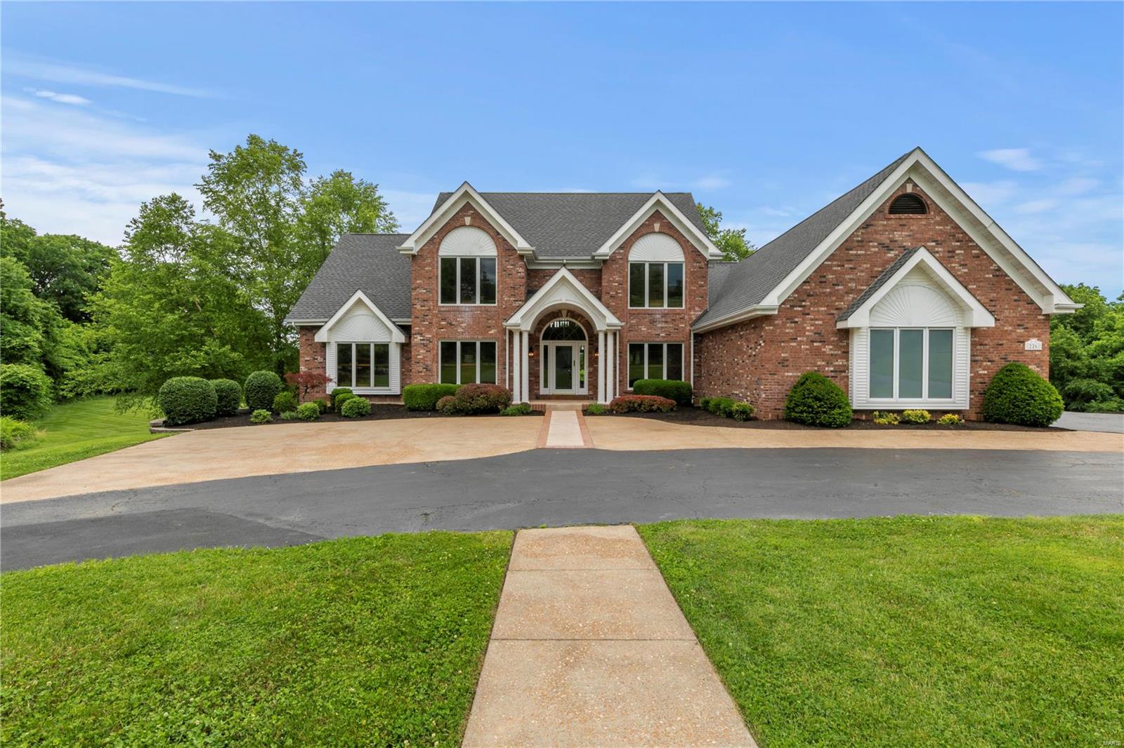 226 Fick Farm Road Chesterfield, MO 63005 - Photo 1 of 77 Gallery Image 1