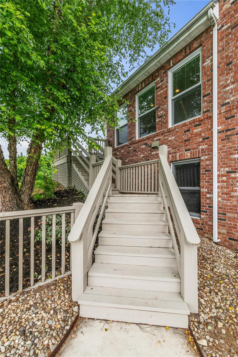 226 Fick Farm Road Chesterfield, MO 63005 - Photo 22 of 77 Gallery Image 22