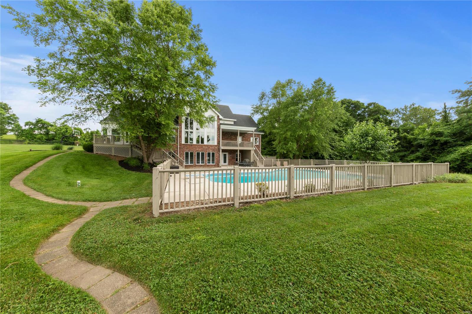 226 Fick Farm Road Chesterfield, MO 63005 - Photo 24 of 77 Gallery Image 24