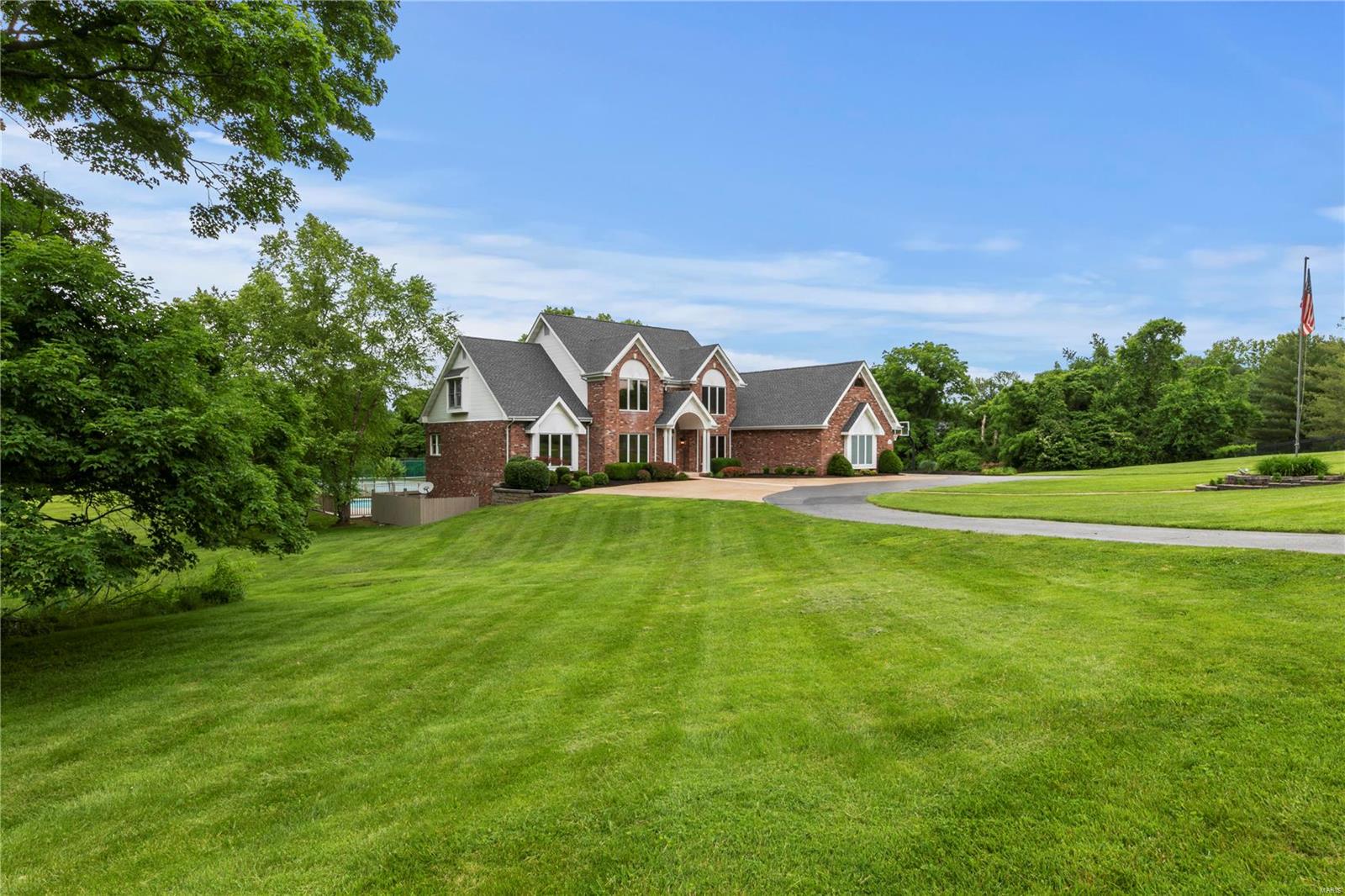 226 Fick Farm Road Chesterfield, MO 63005 - Photo 5 of 77 Gallery Image 5