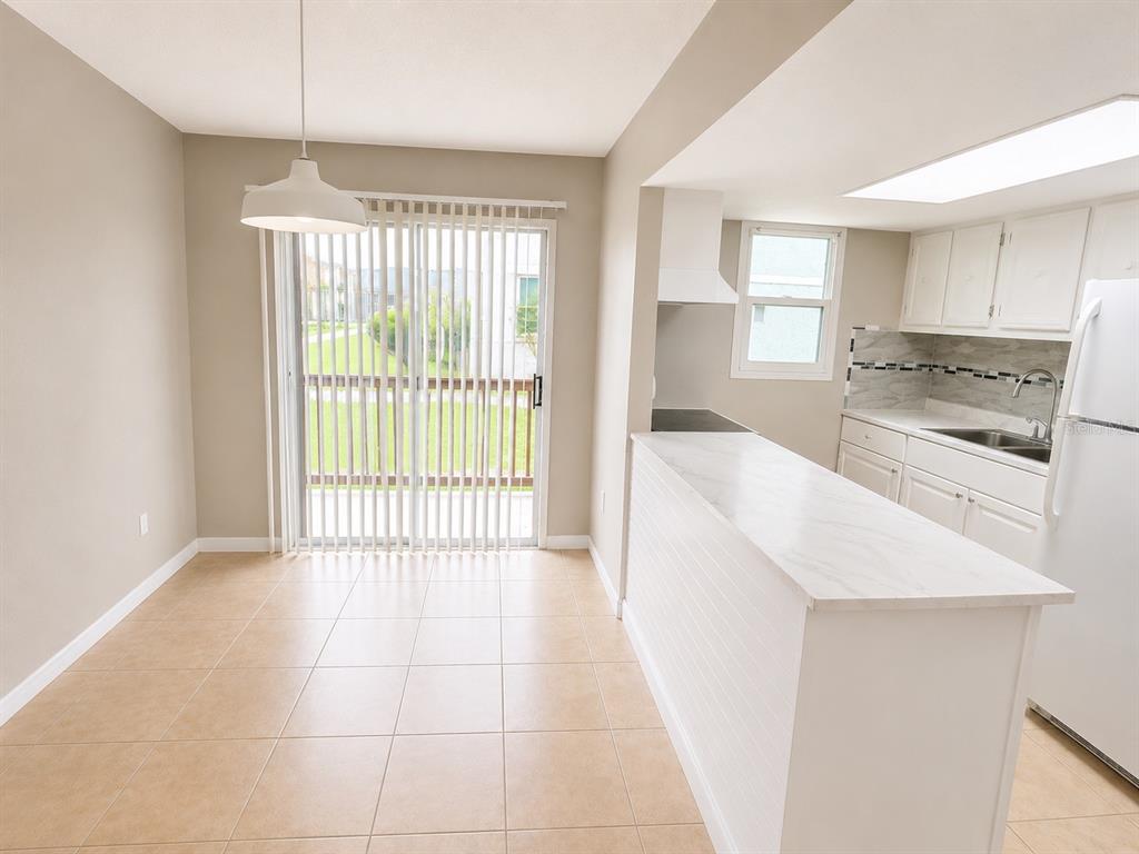 2779 L B McLeod Road, Unit B Orlando, FL 32805 - Photo 4 of 13