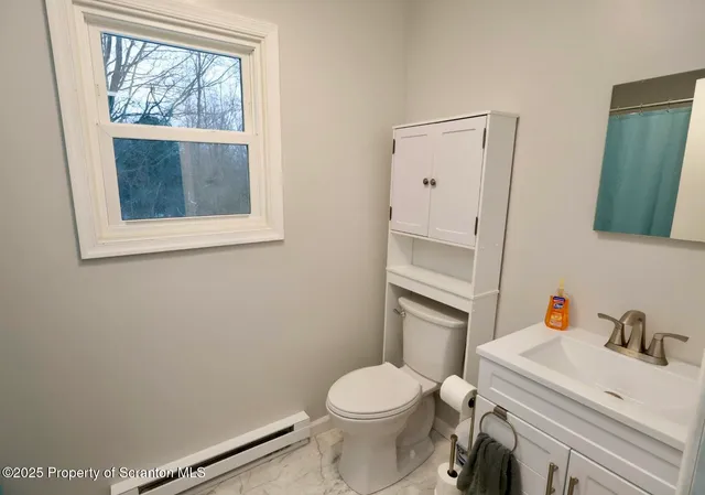 $308,000 | 9 Clayton Lane, Scott Township, PA 18447