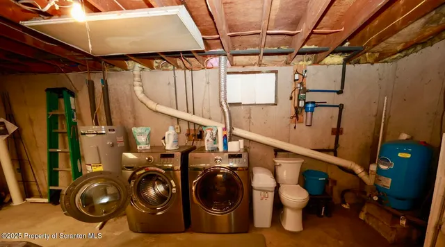 $308,000 | 9 Clayton Lane, Scott Township, PA 18447