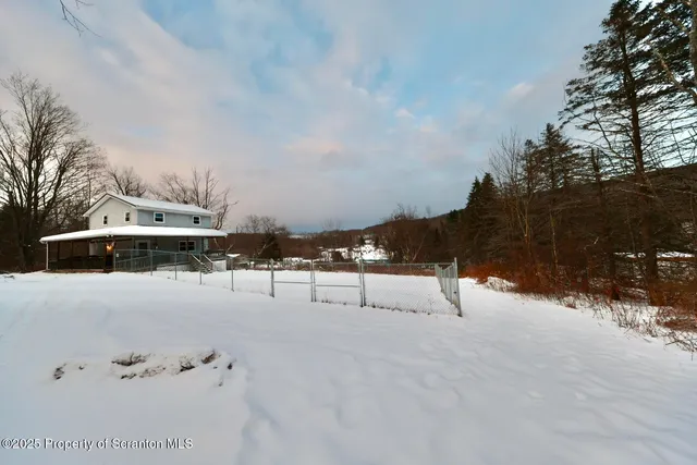 $308,000 | 9 Clayton Lane, Scott Township, PA 18447