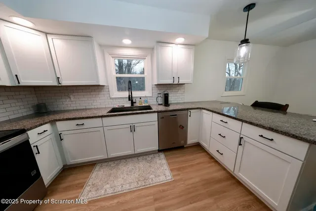 $308,000 | 9 Clayton Lane, Scott Township, PA 18447