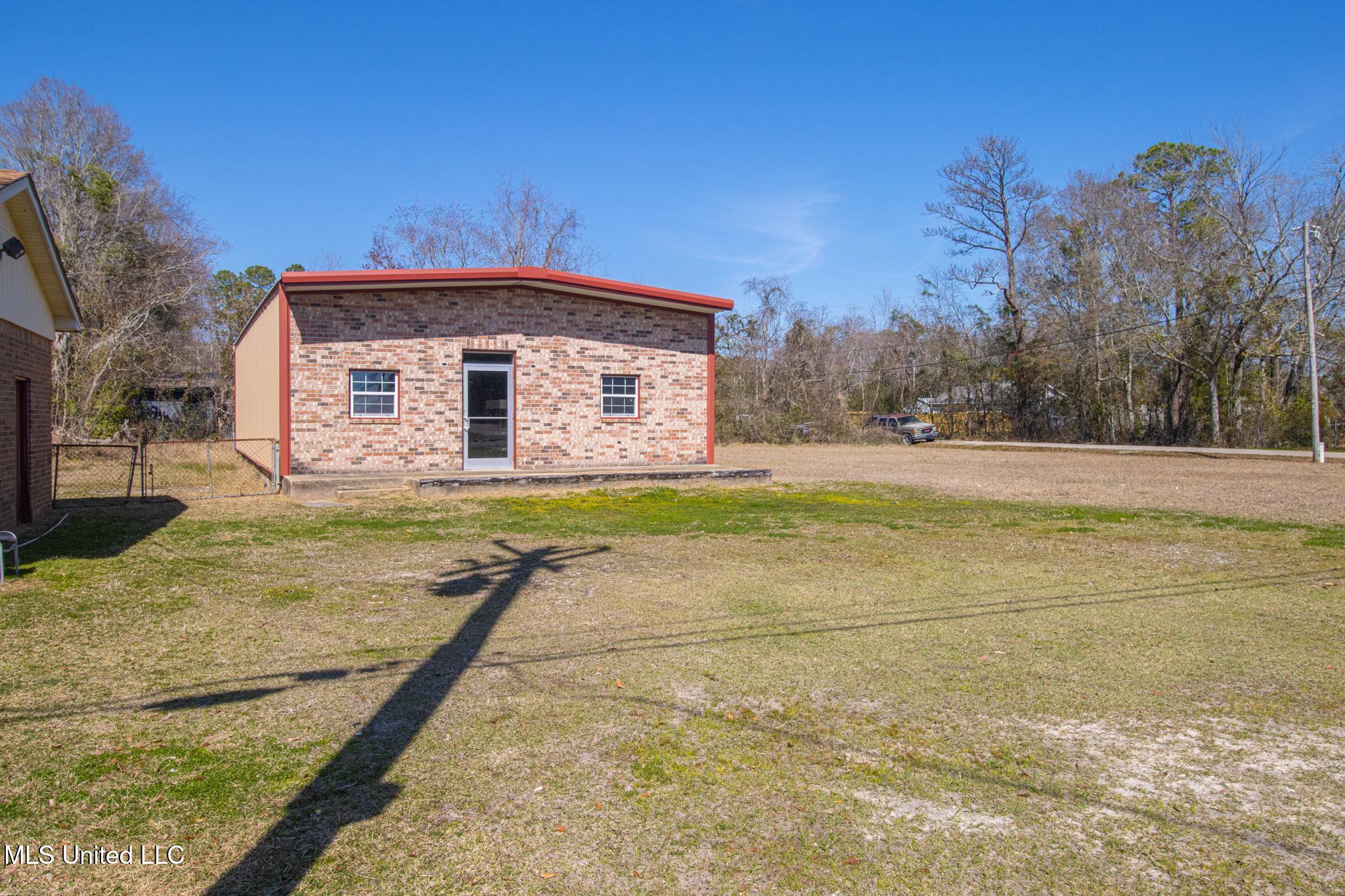 3222 Toncrey Road D'Iberville, MS 39540 - Photo 14 of 20 3222 toncery 2