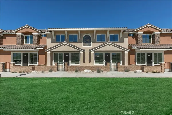 $2,150 | 16850 Muscatel Street, Hesperia, CA 92345