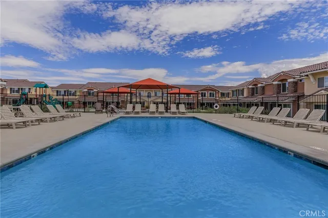 $2,150 | 16850 Muscatel Street, Hesperia, CA 92345