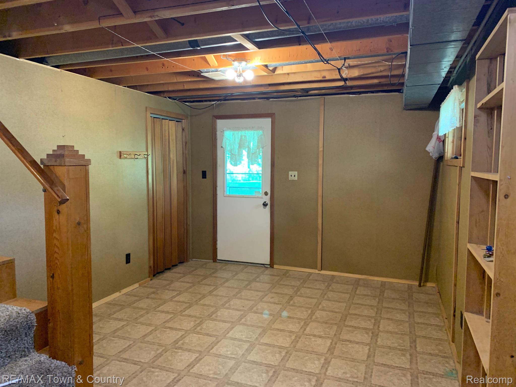 6153 North State Road Davison, MI 48423 - Photo 13 of 21 Gallery Image 13