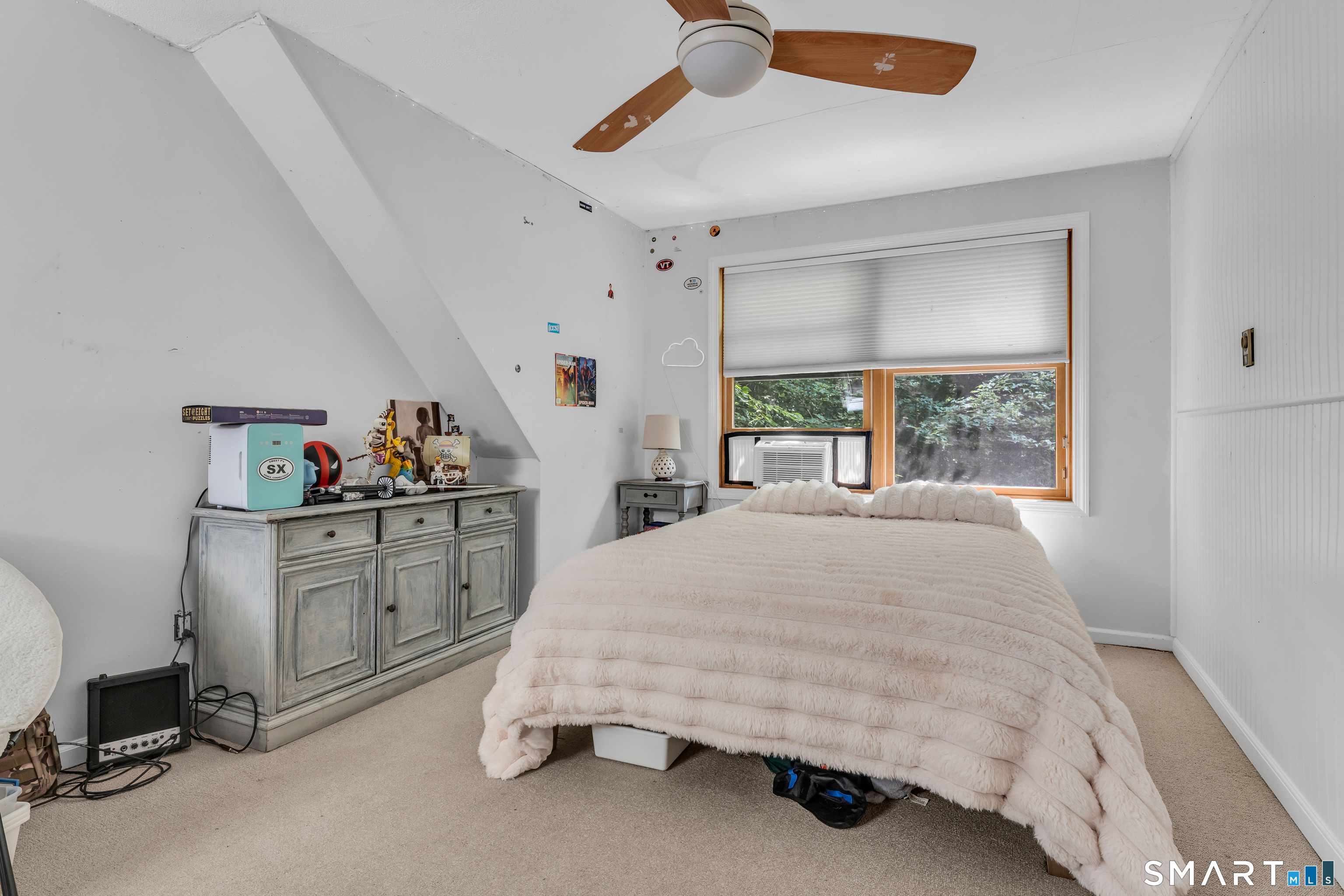 91 Whippoorwill Road Old Lyme, CT 06371 - Photo 20 of 25 Bedroom 3 also has a ceiling fan and bright white walls