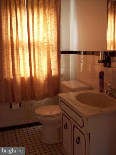10008 Lyons Mill Road Owings Mills, MD 21117 - Photo 4 of 15 Bath #1