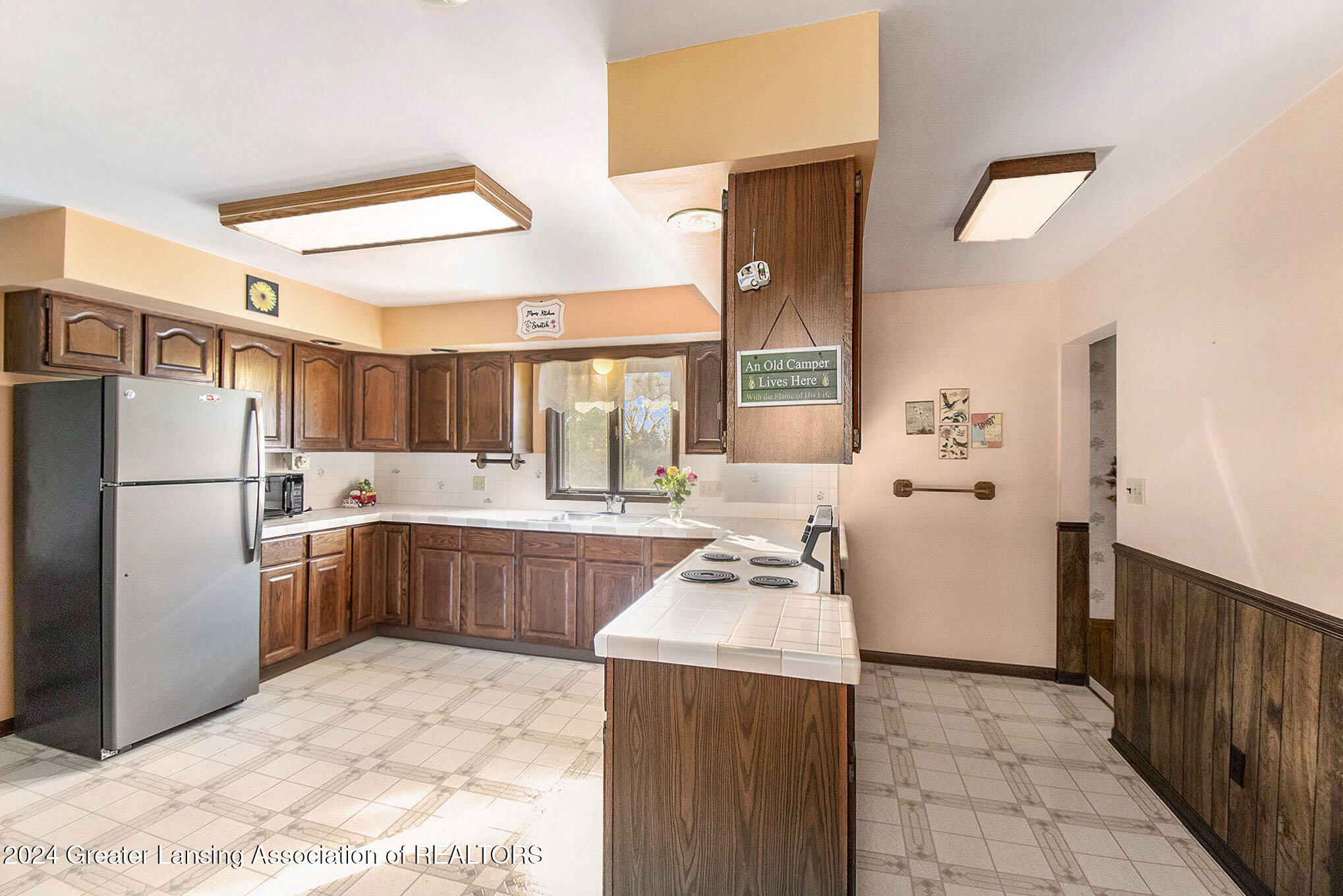 1295 West Marshall Road St. Johns, MI 48879 - Photo 7 of 29 009__ndp6310_165