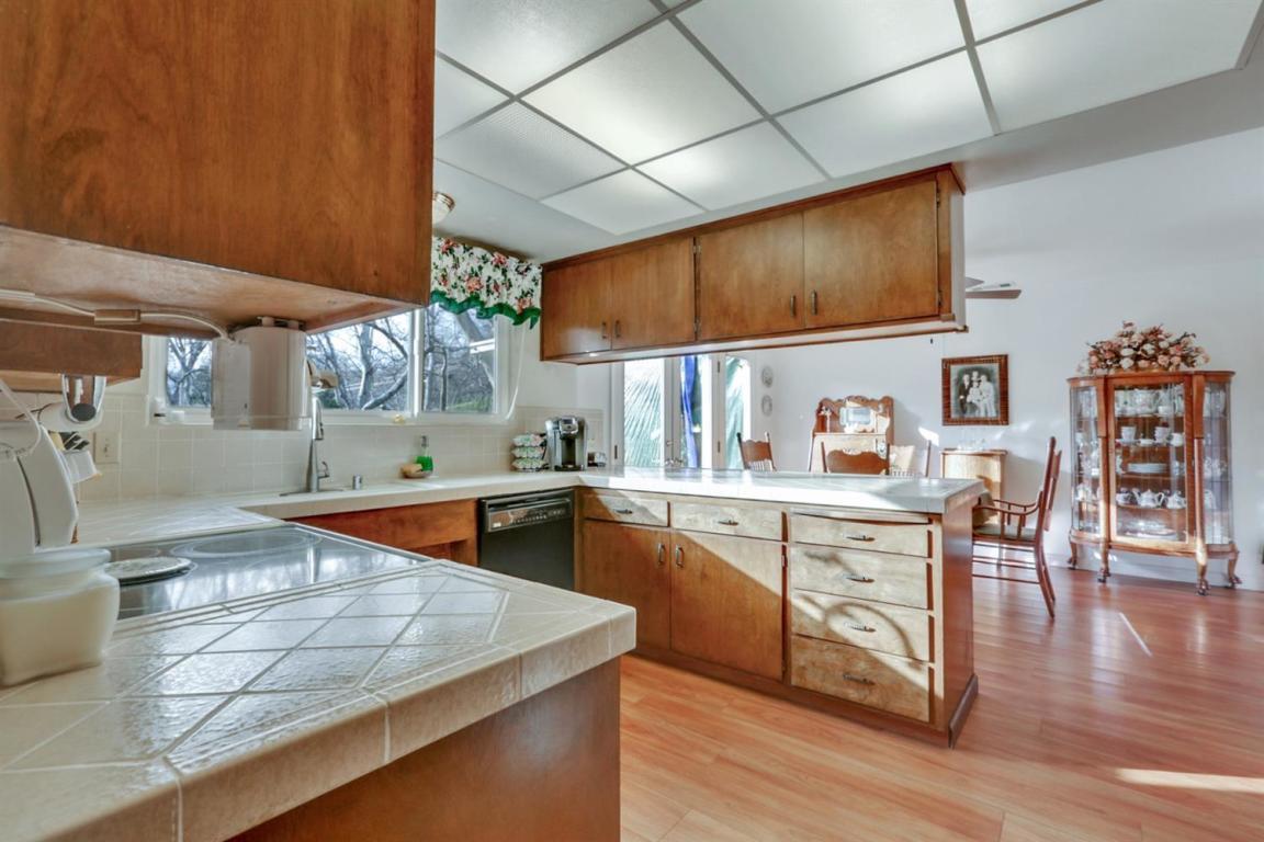 42666 Heidi Drive Three Rivers, CA 93271 - Photo 11 of 21 20190823142731876067000000-o