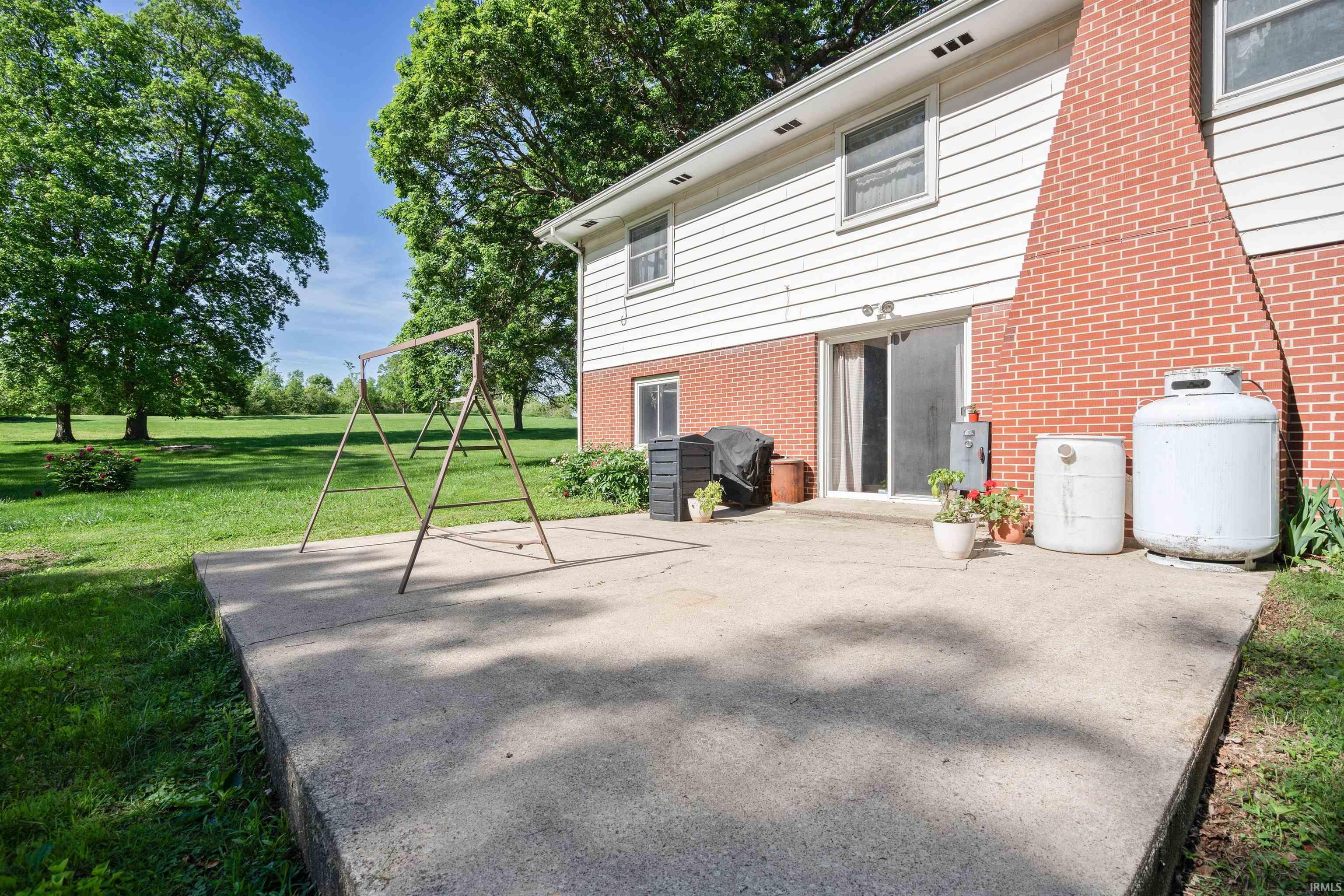 997 North 100th Road East Wabash, IN 46992 - Photo 6 of 25