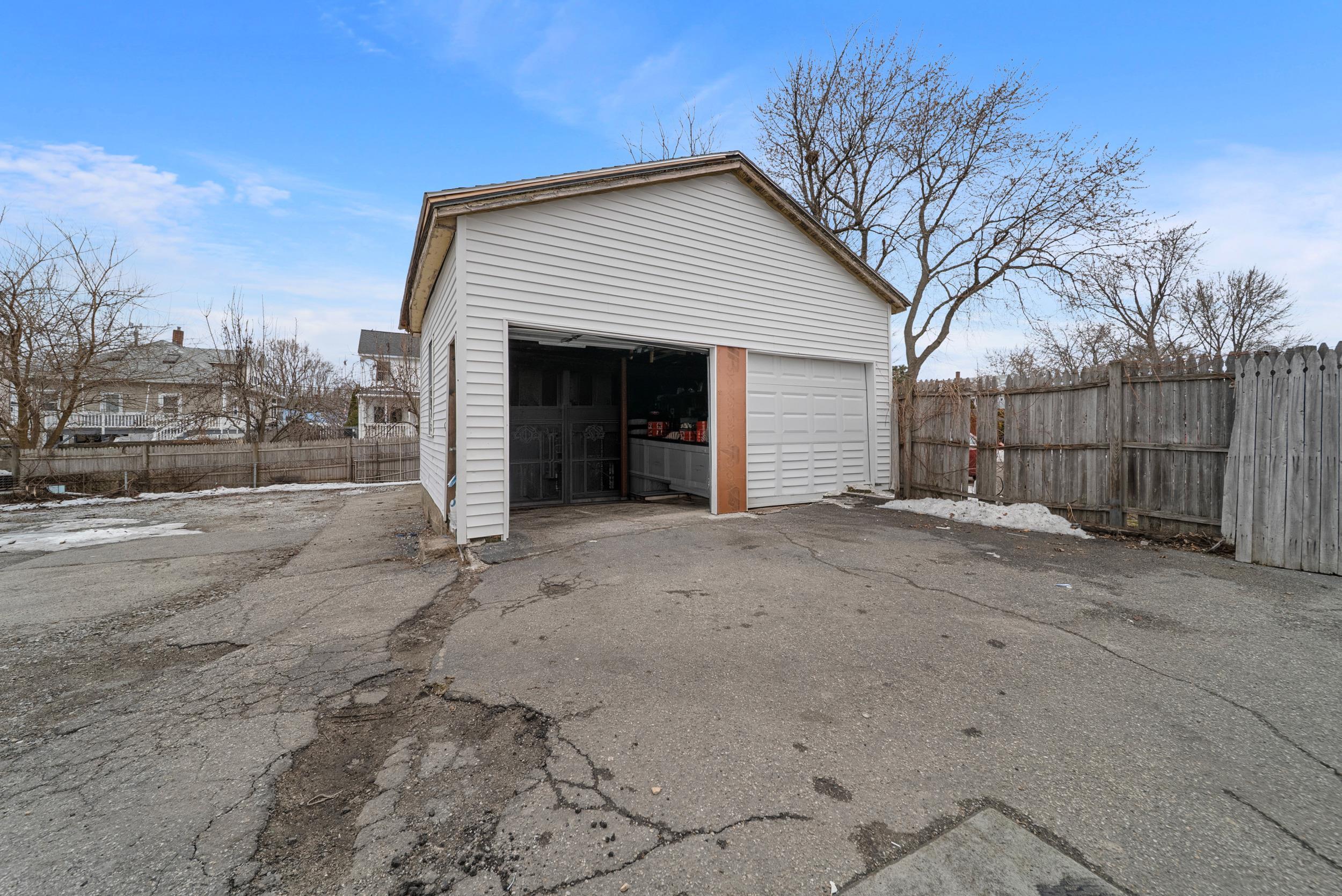 17 1/2 Balcom Street Nashua, NH 03060 - Photo 44 of 51