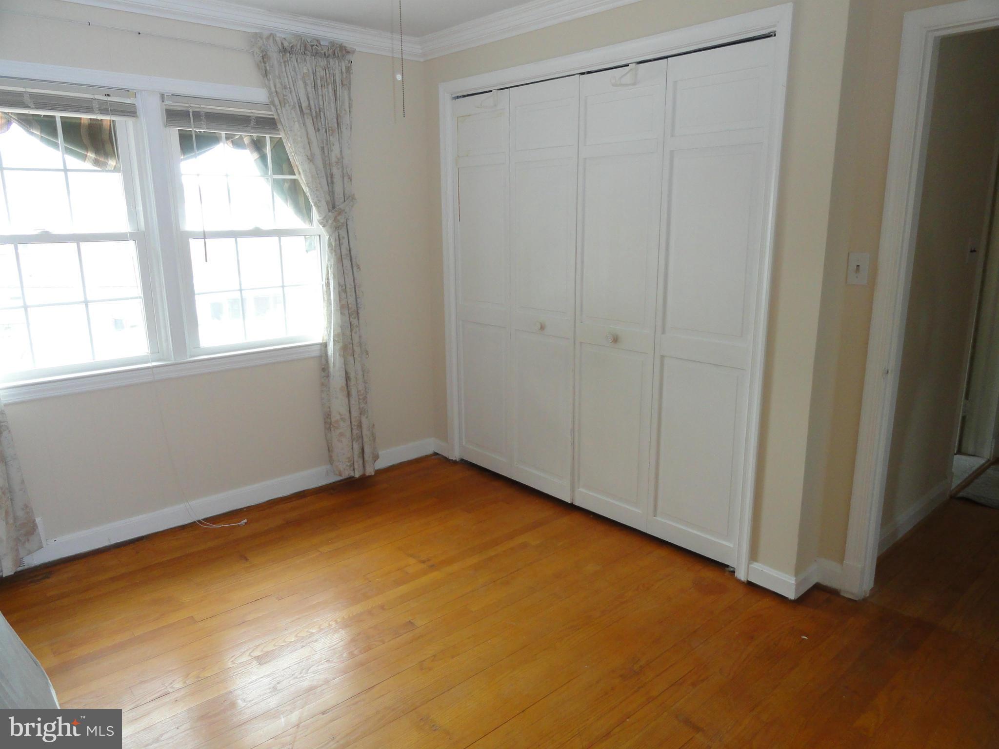 5620 Braxfield Road Baltimore, MD 21227 - Photo 20 of 25 Bedroom (Master)