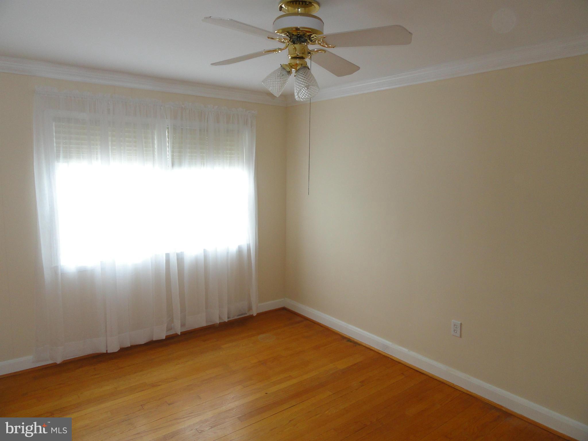5620 Braxfield Road Baltimore, MD 21227 - Photo 23 of 25 Bedroom
