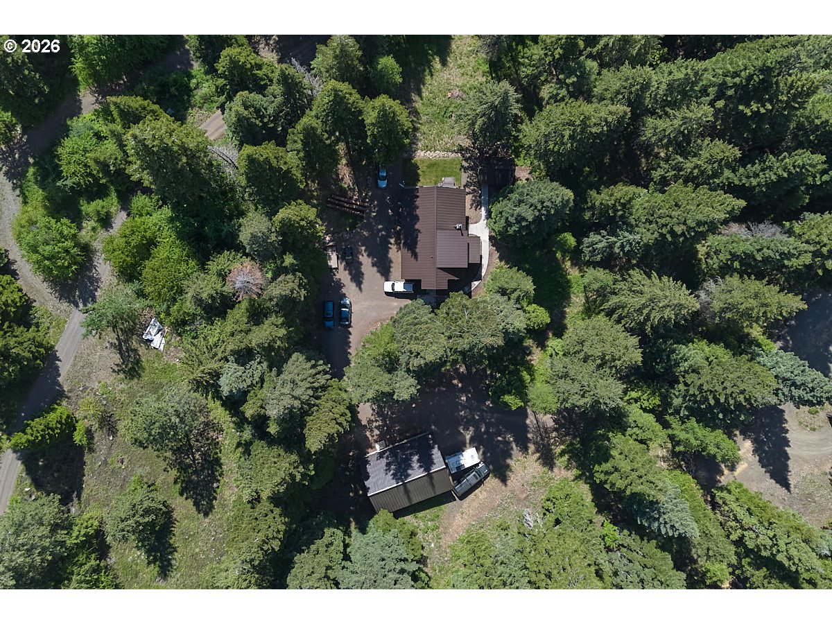 64368 Tamarack Road Lostine, OR 97857 - Photo 38 of 39 a view of a house with a park