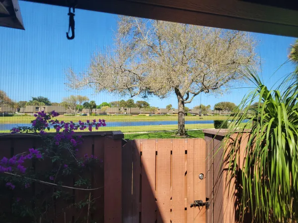 $2,250 | 6407 64th Way, West Palm Beach, FL 33409