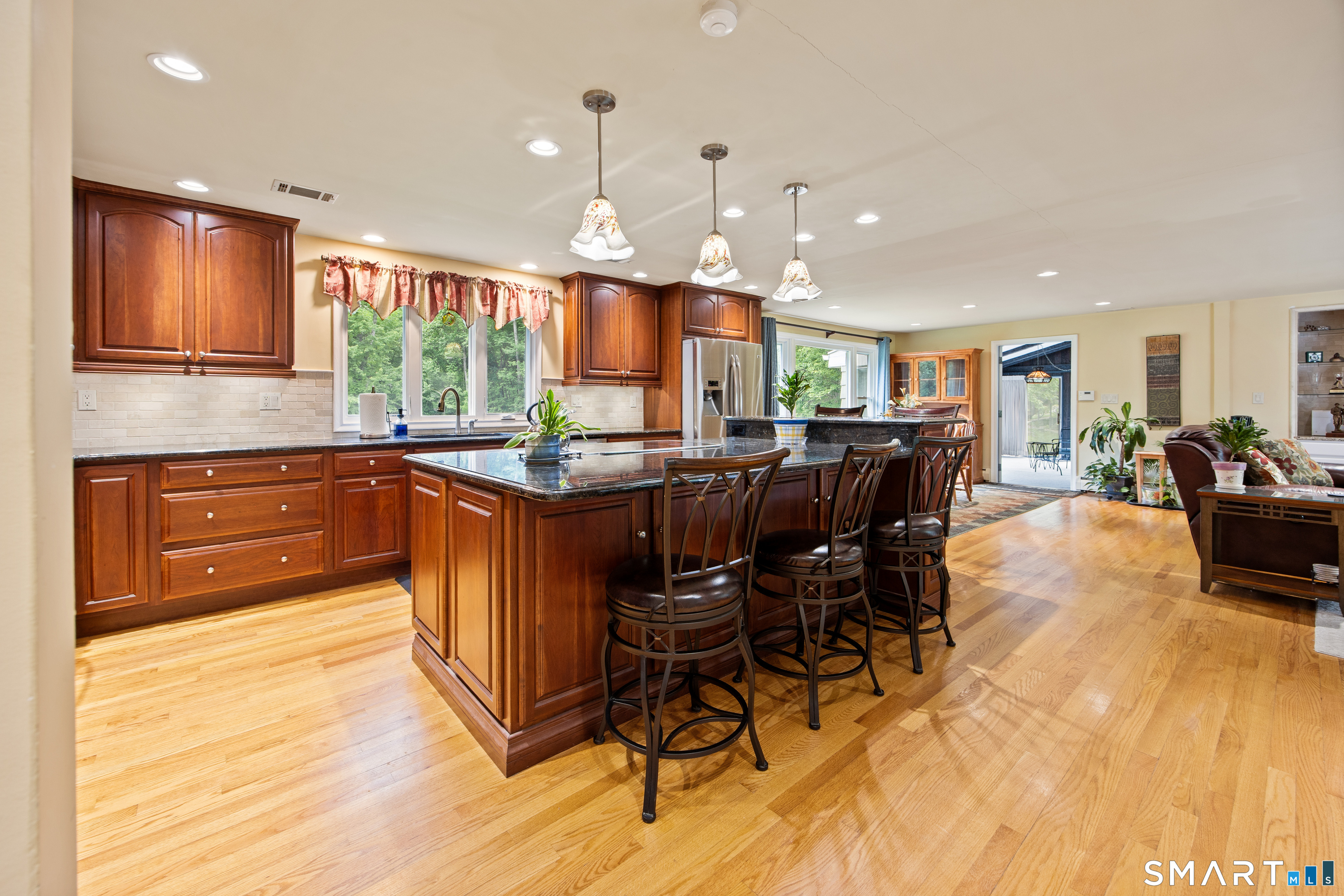 26 Brookmoor Road Avon, CT 06001 - Photo 6 of 38
