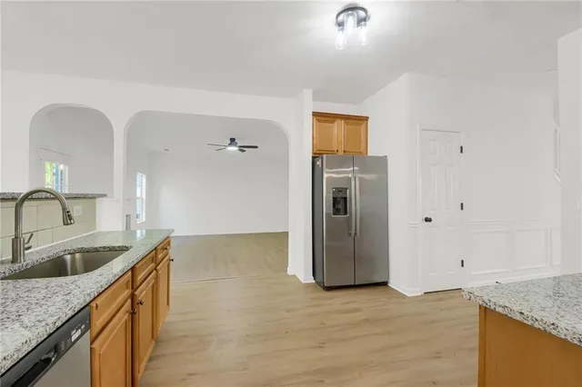 $314,500 | 1432 Shadow Creek Avenue, Hampton, GA 30228