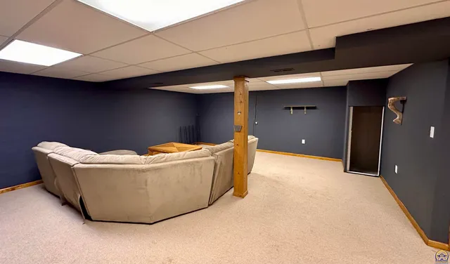 $224,900 | 300 Kellogg Lane, Auburn, KS 66402