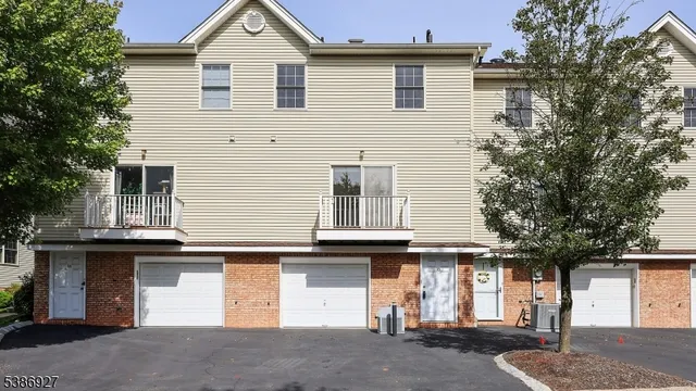 $549,000 | 16 Riga Court, Scotch Plains, NJ 07076