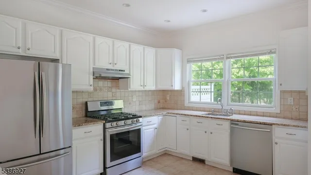 $549,000 | 16 Riga Court, Scotch Plains, NJ 07076