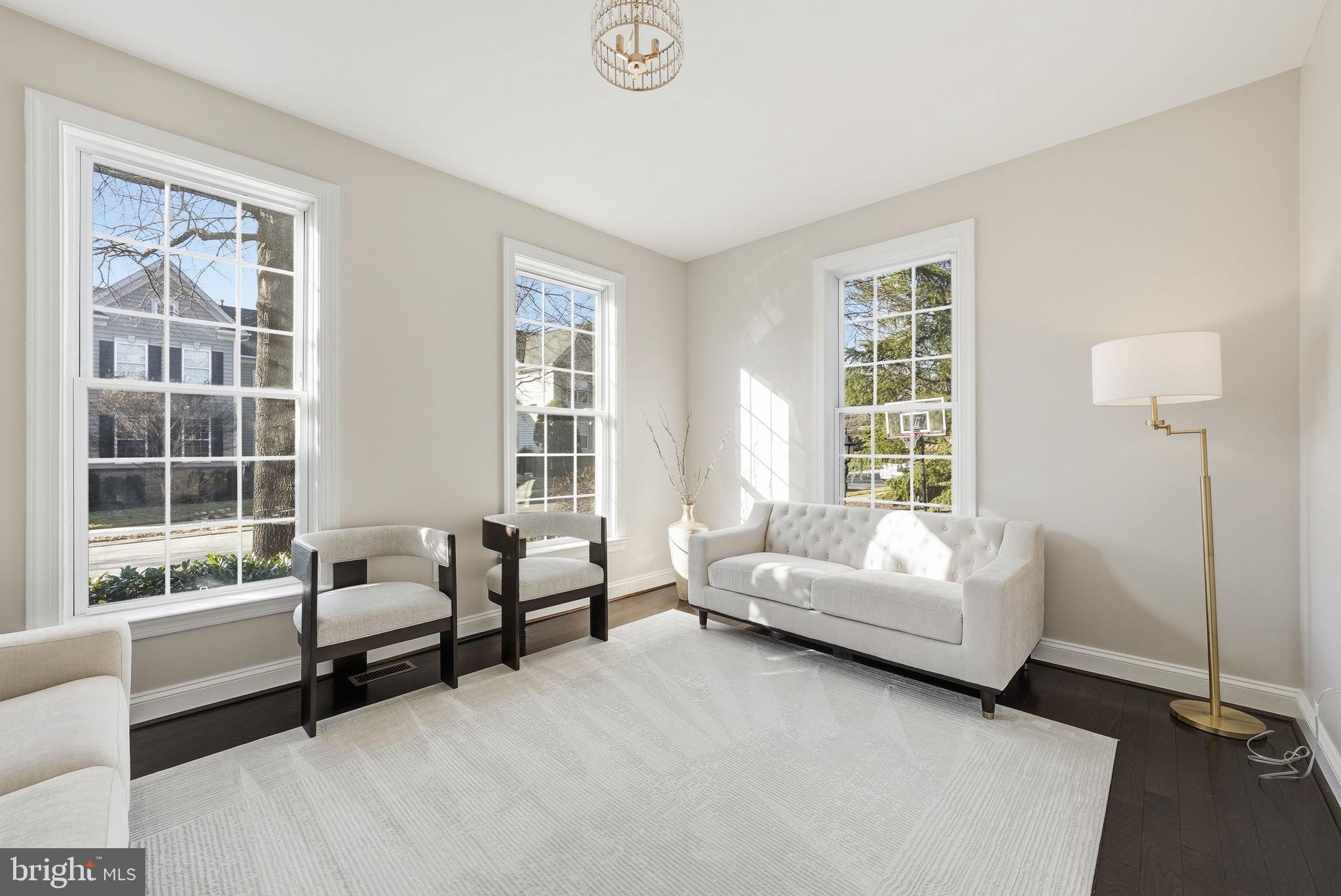 22773 Highcrest Circle Brambleton, VA 20148 - Photo 6 of 27