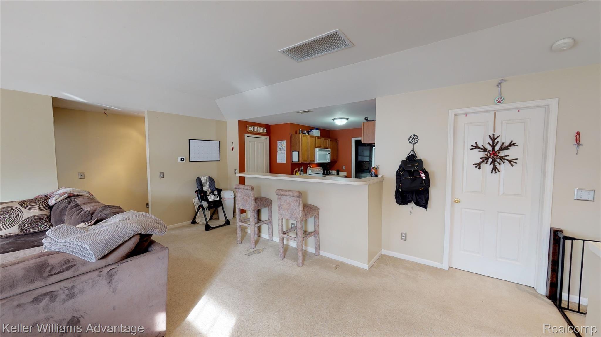 4057 Hampton Ridge Boulevard Howell, MI 48843 - Photo 4 of 25 4057-Hampton-Ridge-Blvd-05052020_133738.jpg