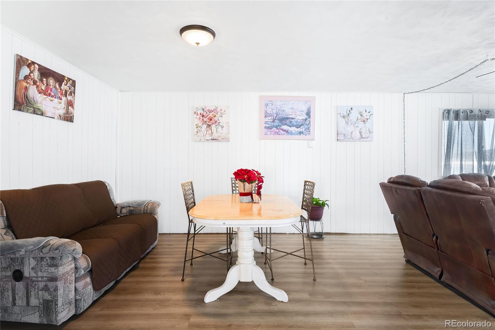 5354 Jackson Creek Road Sedalia, CO 80135 - Photo 8 of 47 a living room with furniture