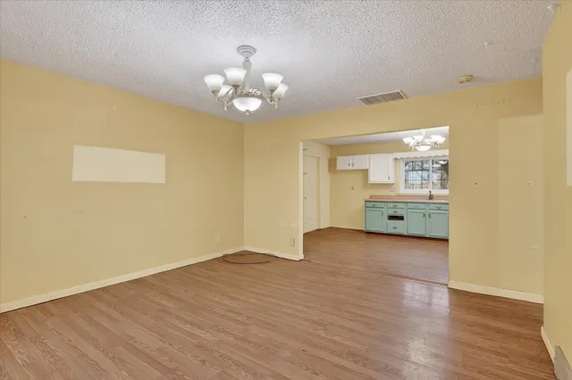 $129,900 | 219 River Road, Rochelle, IL 61068