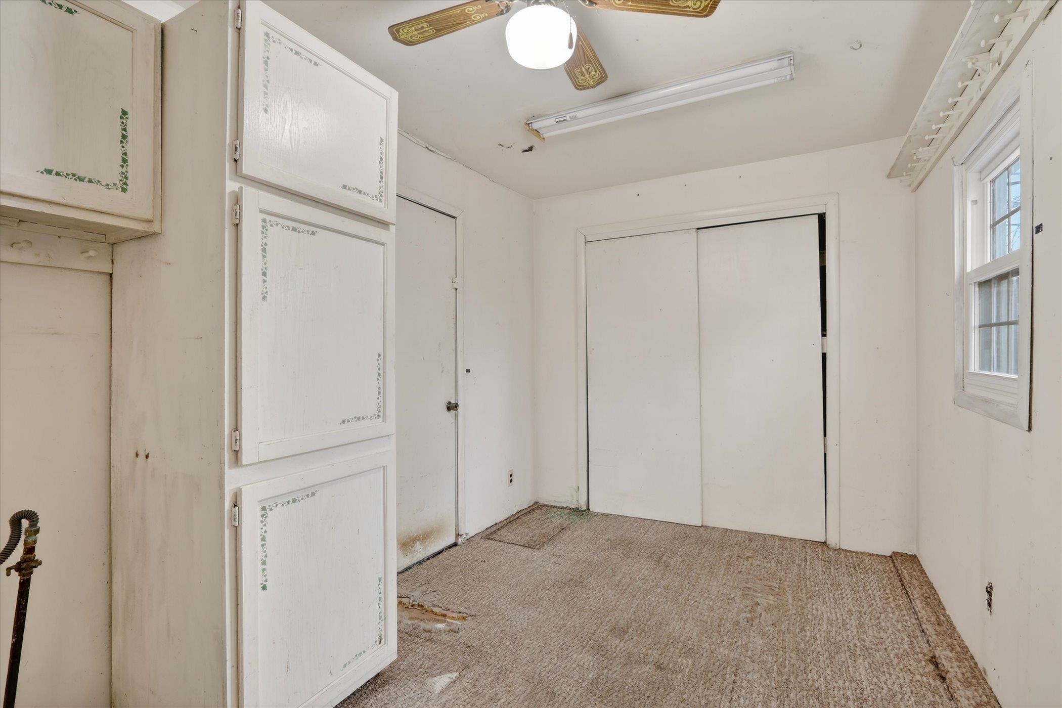 219 River Road Rochelle, IL 61068 - Photo 20 of 40 a view of an empty room