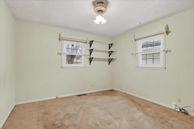 $129,900 | 219 River Road, Rochelle, IL 61068