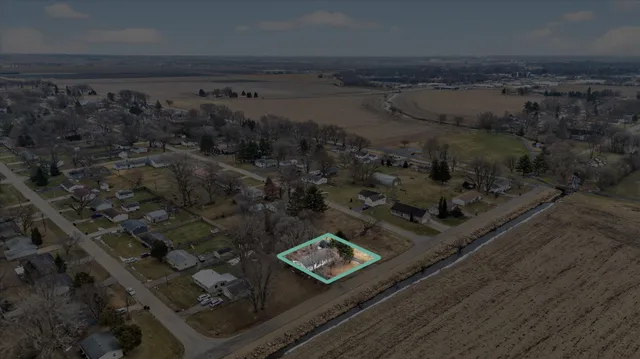 $129,900 | 219 River Road, Rochelle, IL 61068