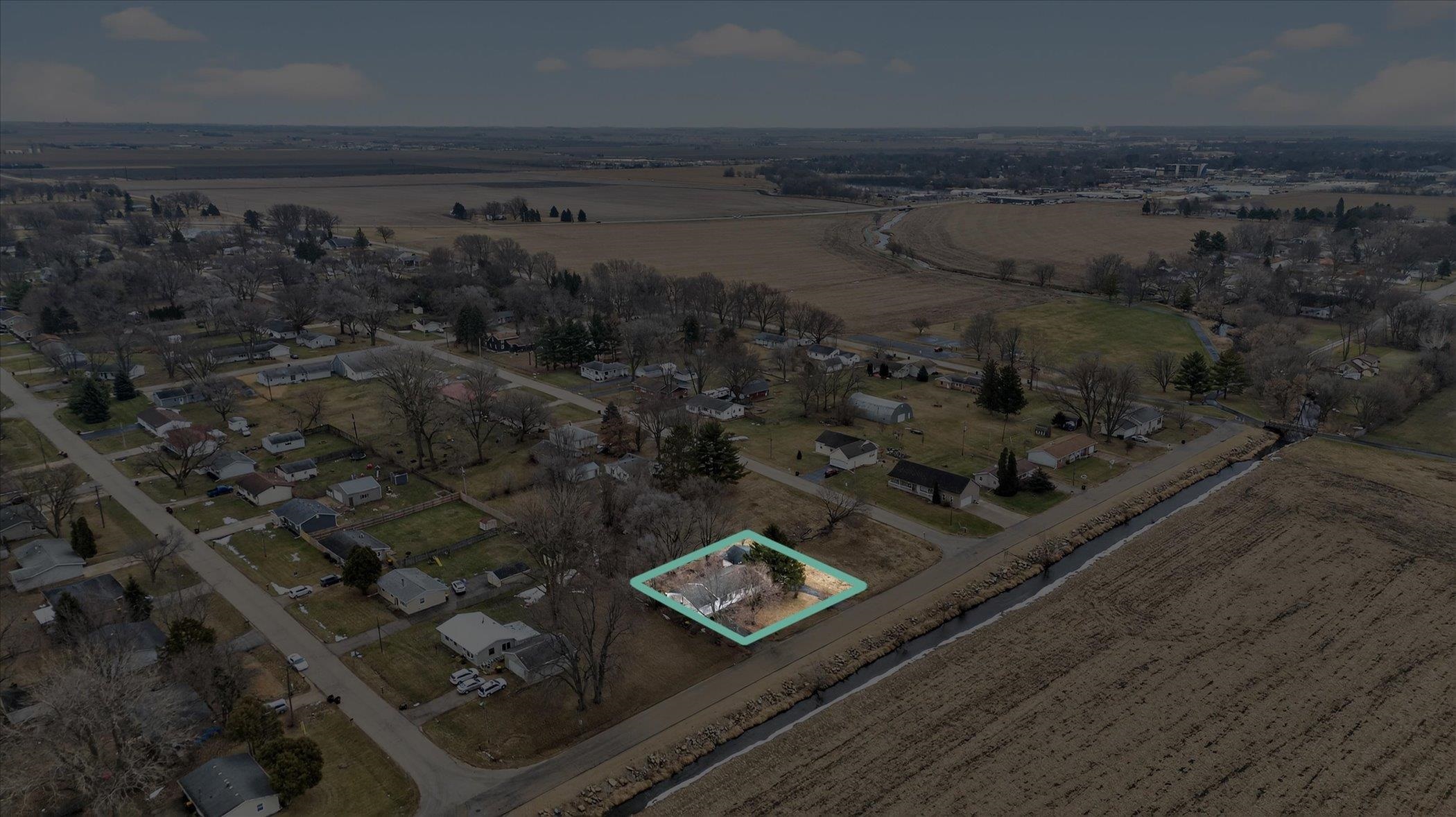 219 River Road Rochelle, IL 61068 - Photo 3 of 40