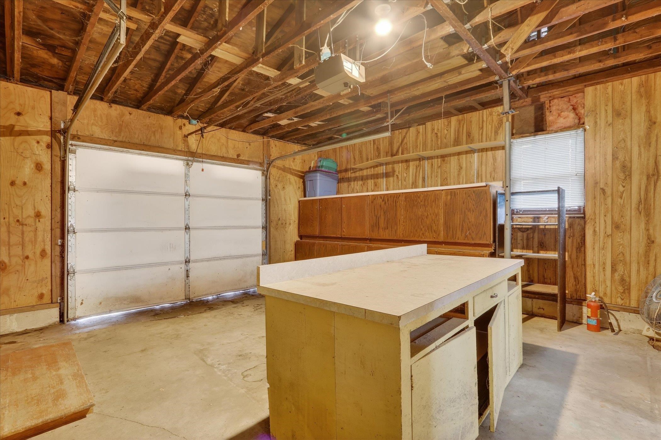 219 River Road Rochelle, IL 61068 - Photo 31 of 40 a utility room with dryer and washer