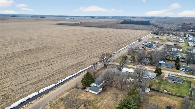 $129,900 | 219 River Road, Rochelle, IL 61068