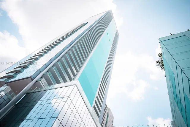 $30,000 | 700 Northeast 26th Terrace, Unit 4403, Miami, FL 33137