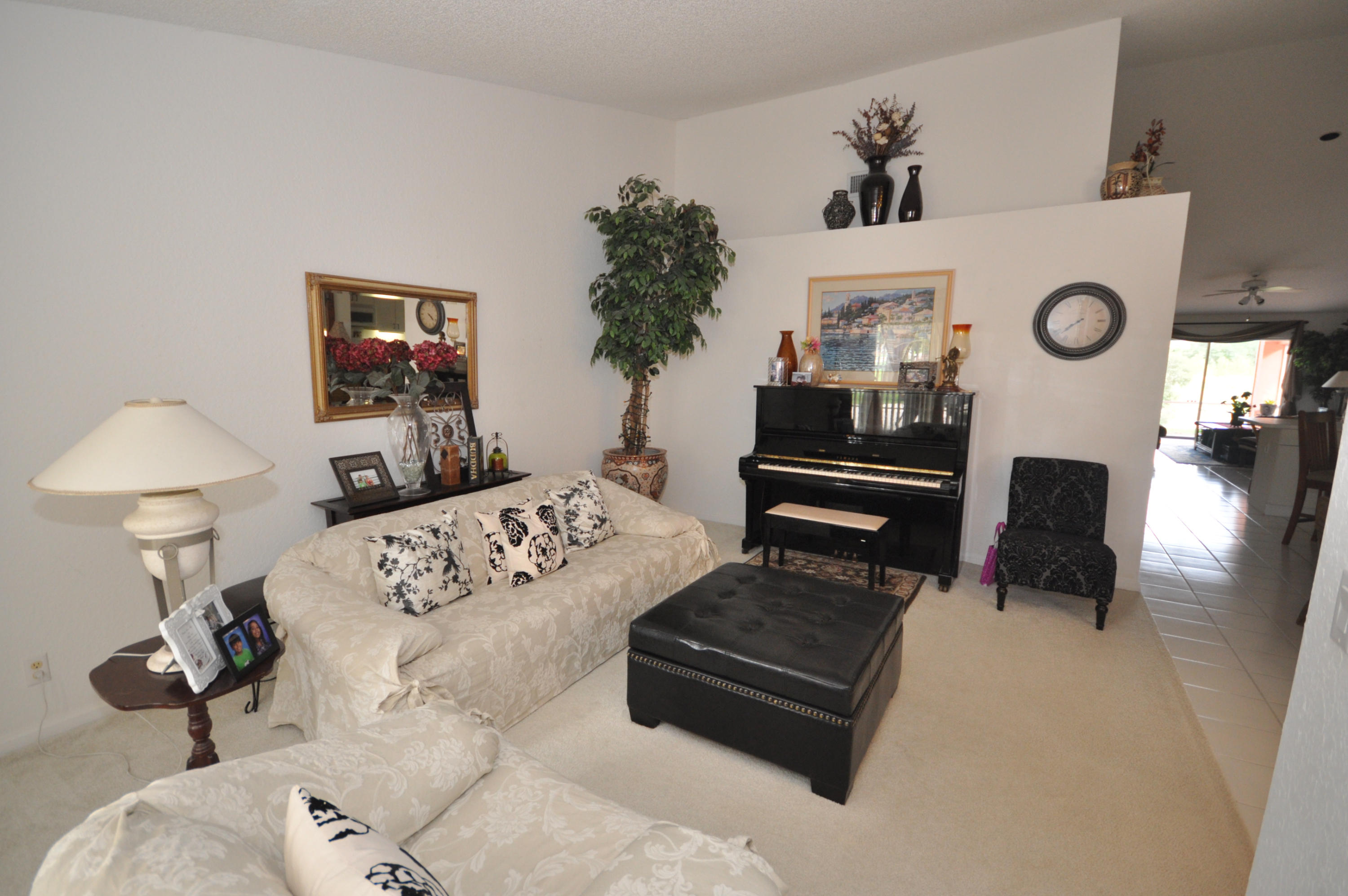 18124 Clear Brook Circle Boca Raton, FL 33498 - Photo 3 of 24 DSC_2581